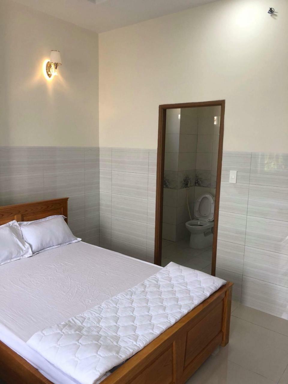 Nguyen Kim Motel Лонгхай Экстерьер фото